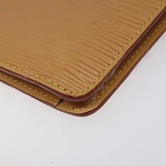 LOUIS VUITTON Epi Montaigne 23 Clutch Bag Beige LV - Picture 11 of 16